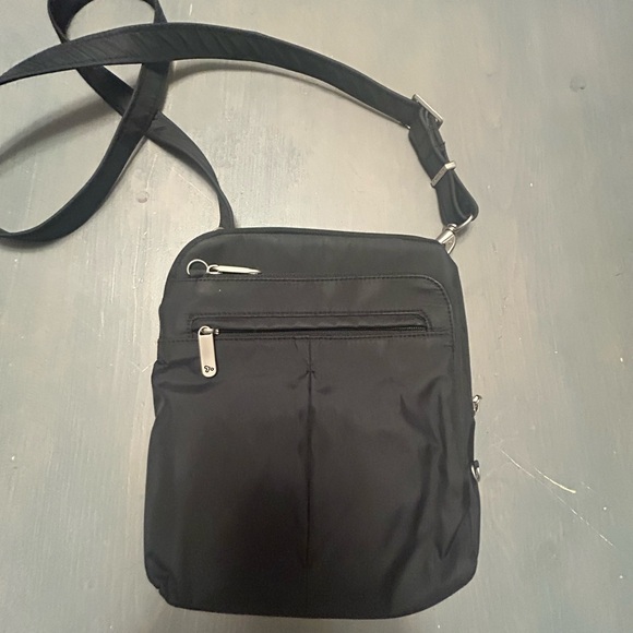 Travelon crossbody⭐️ - Picture 2 of 6